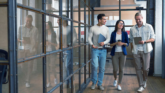 Bild zu Small talk and business etiquette