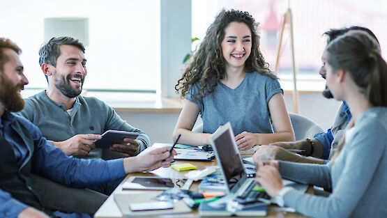 Bild zu Dealing with difficult employees and customers